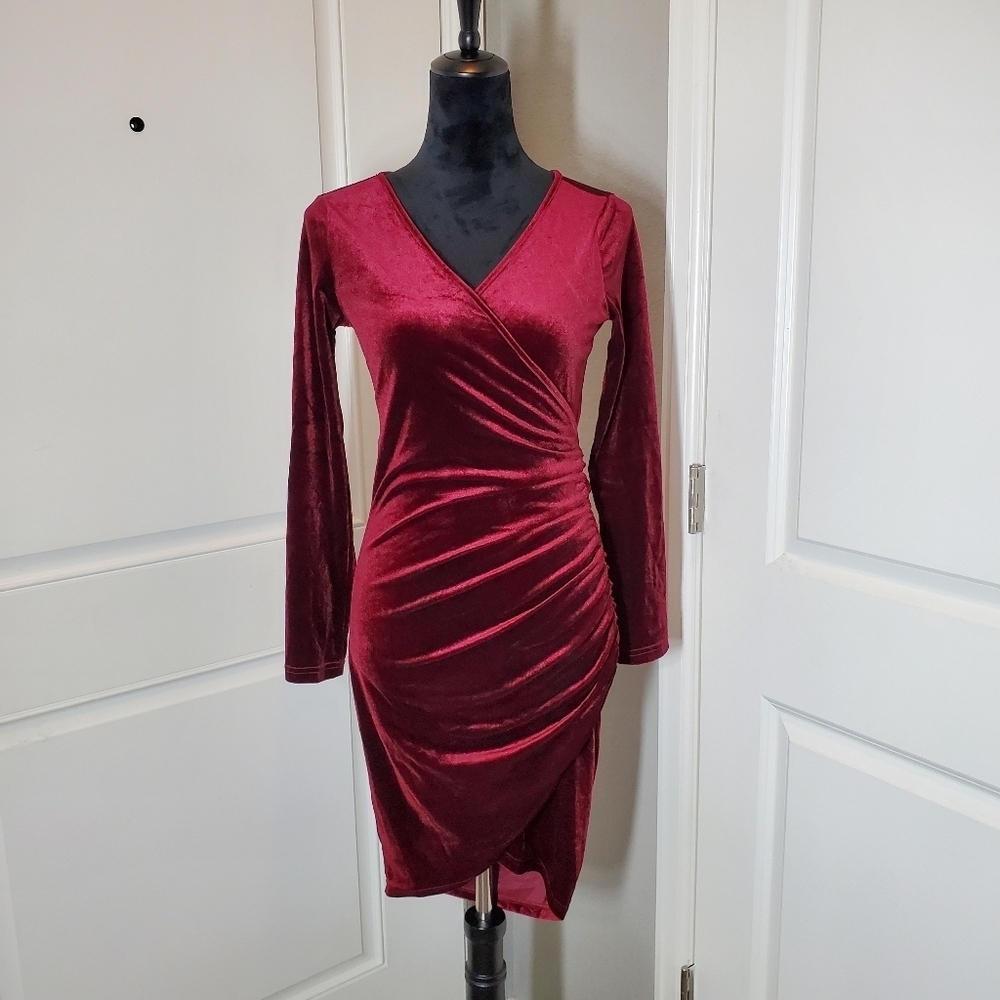 Guberry Burgundy Red Velvet Faux Wrap Ruched Long Sleeve Stretchy Plunge Dress - Picture 14 of 14